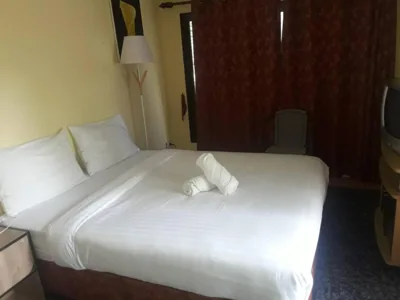 Standard Double Room — Kata Leaf Resort Phuket -